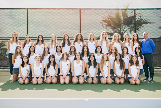 25_SDA_Whole_Team%20g_%20tennis.jpeg
